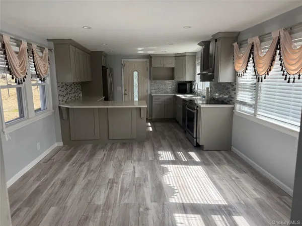 $4,200 | 10 Hillside Terrace, Amawalk, NY 10501