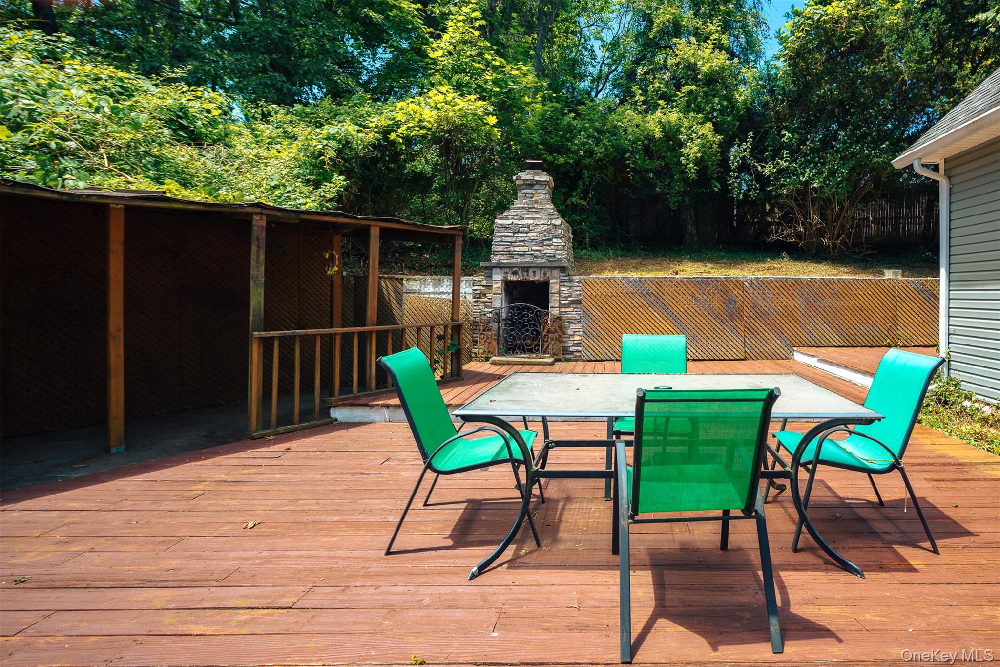 33 Port Washington Road Sound Beach, NY 11789 - Photo 19 of 25