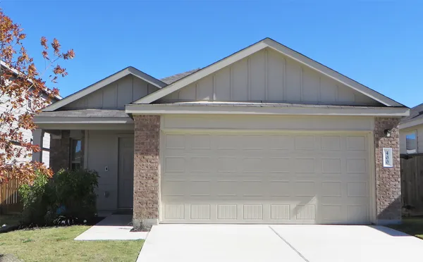 $1,600 | 400 Major Lee Lane, Unit 3H, Jarrell, TX 76537