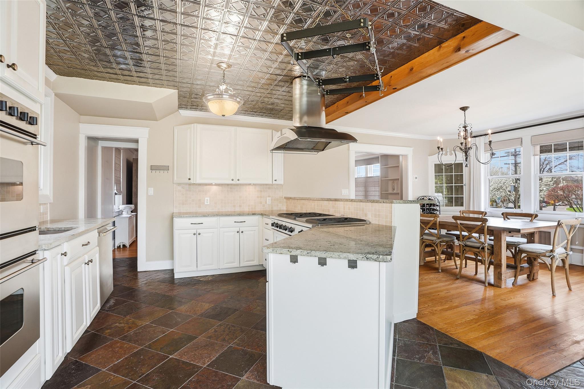 96 Indian Road Port Chester, NY 10573 - Photo 10 of 34