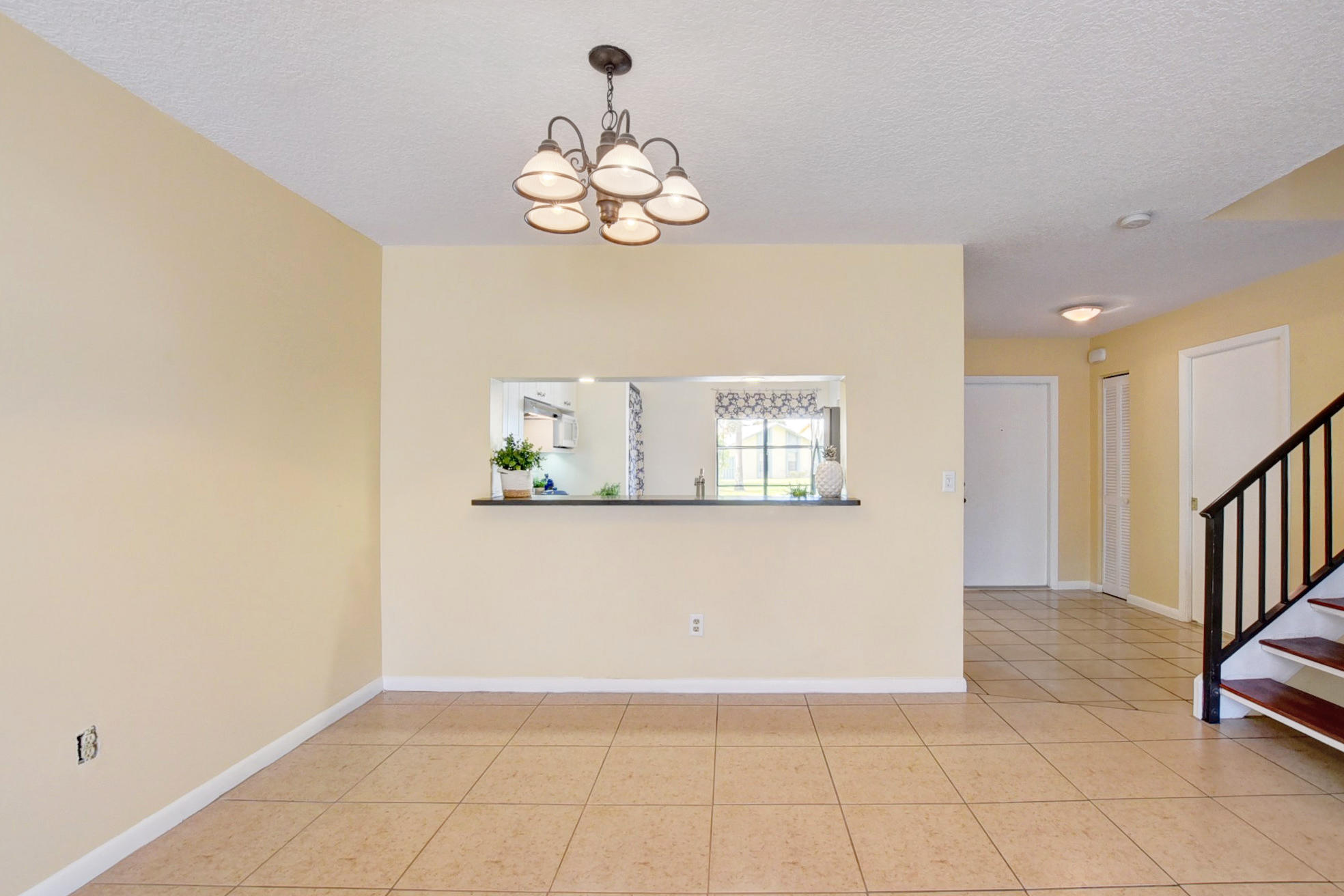 9166 Southwest 21st Court, Unit D Boca Raton, FL 33428 - Photo 15 of 48 Dining Area