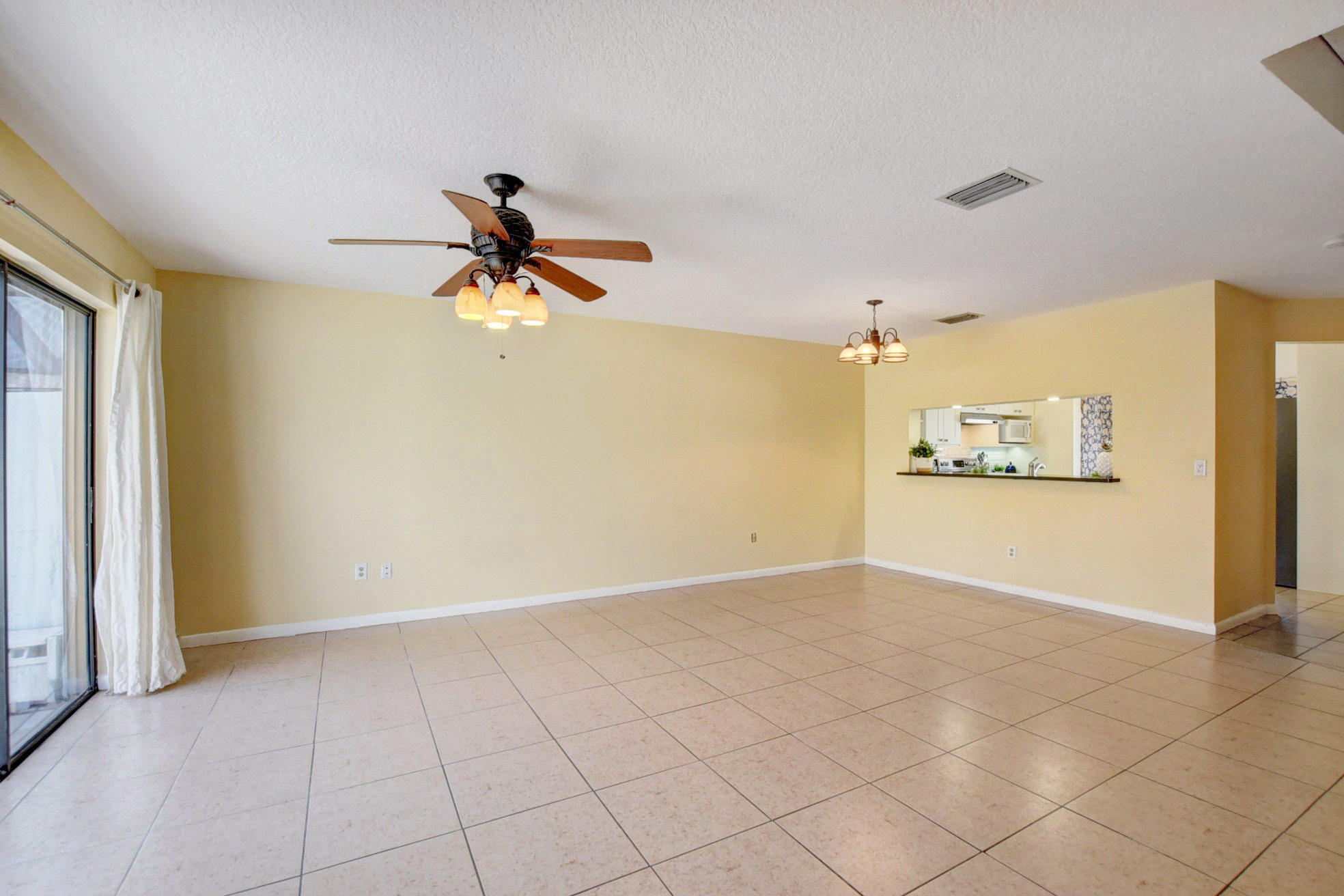9166 Southwest 21st Court, Unit D Boca Raton, FL 33428 - Photo 17 of 48 Living area w natural light throughout