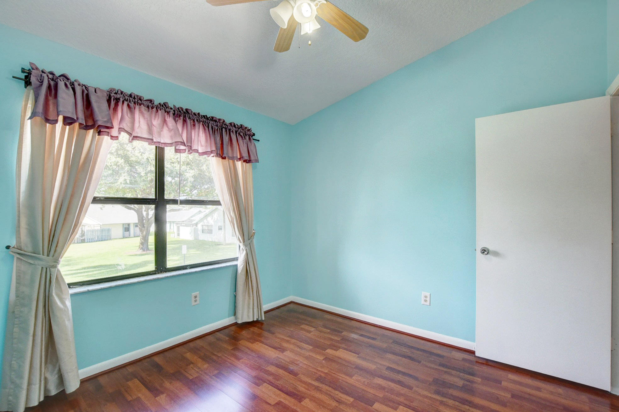 9166 Southwest 21st Court, Unit D Boca Raton, FL 33428 - Photo 30 of 48 Natural lighting