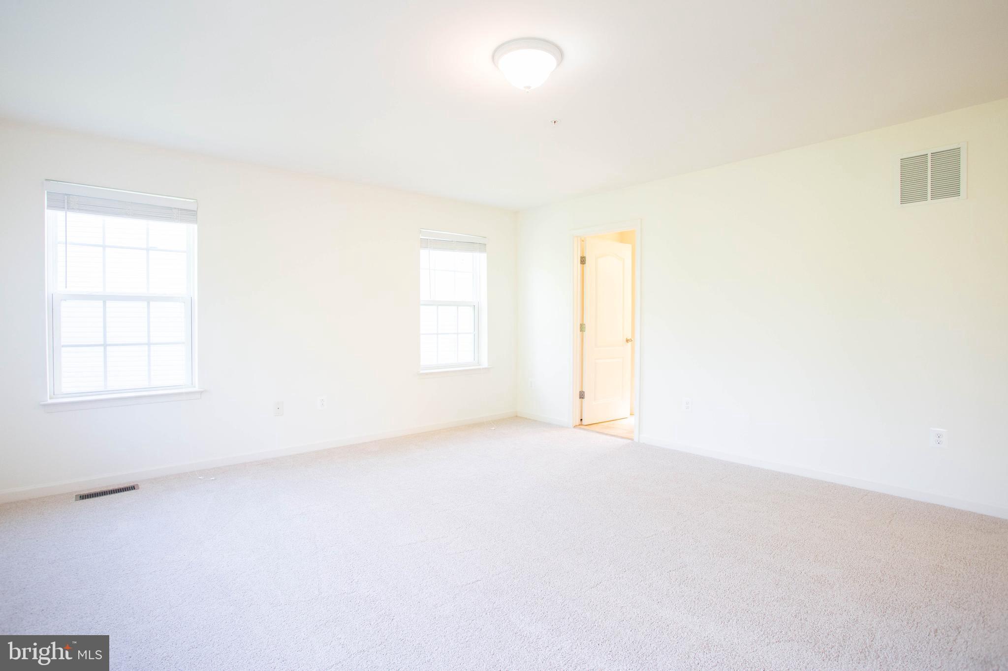 10523 Braddock Run Road Baltimore, MD 21220 - Photo 19 of 40 Master suite