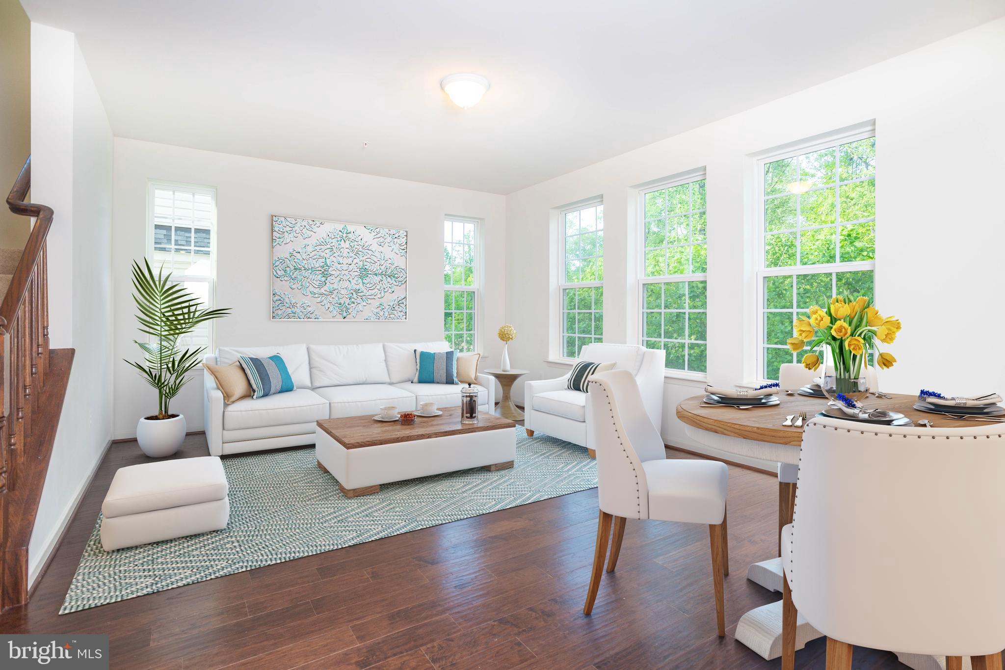 10523 Braddock Run Road Baltimore, MD 21220 - Photo 3 of 40 Bright living room