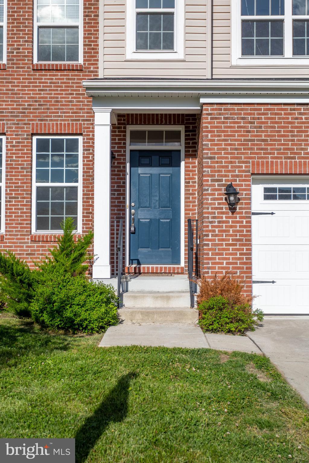 10523 Braddock Run Road Baltimore, MD 21220 - Photo 4 of 40 Welcome home to 10523 Braddock Run Rd