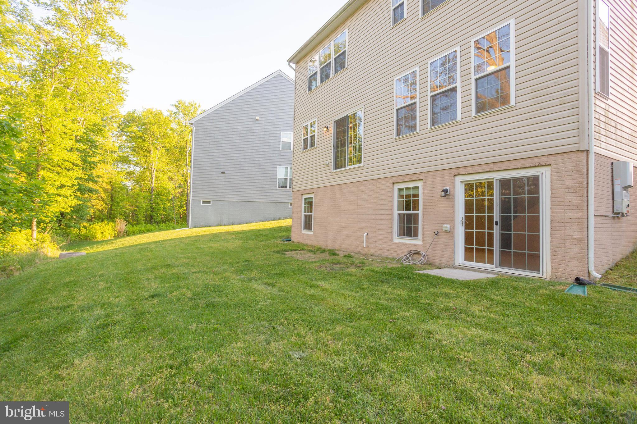 10523 Braddock Run Road Baltimore, MD 21220 - Photo 37 of 40 Backyard, with space for a deck