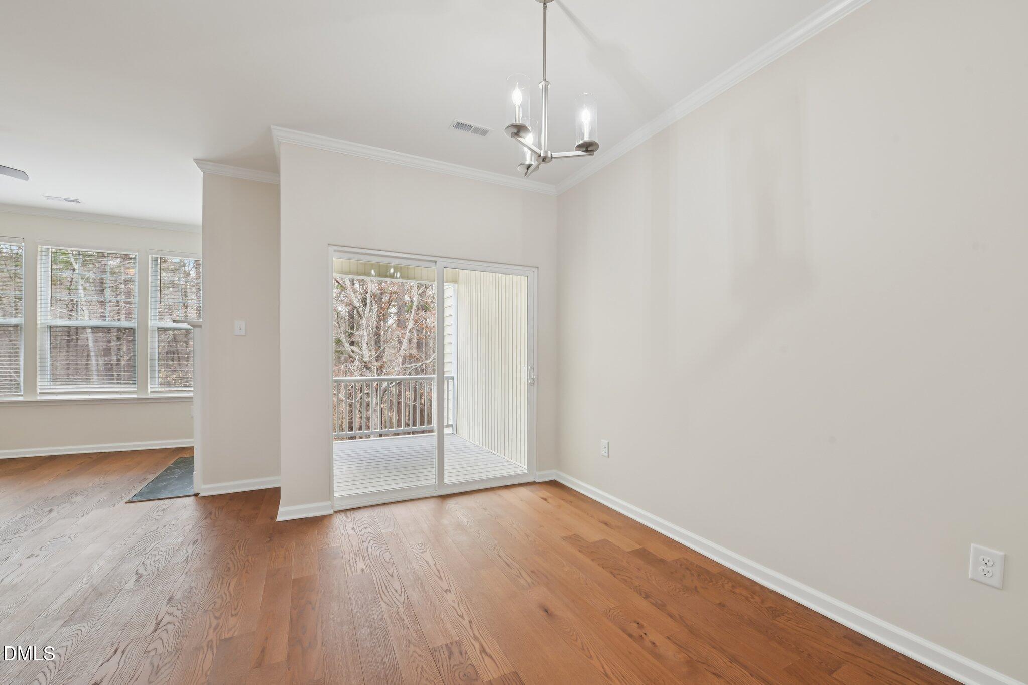 5919 Hourglass Court Raleigh, NC 27612 - Photo 9 of 33