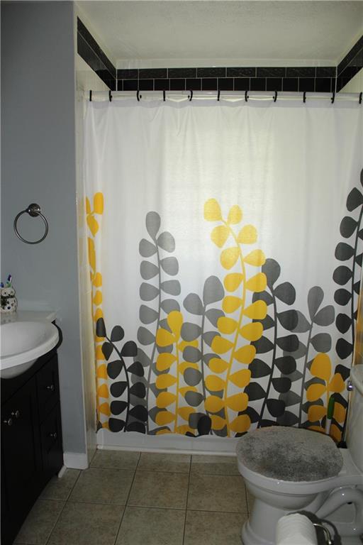 202 Highfield Road Butler, PA 16001 - Photo 13 of 23 Bathroom