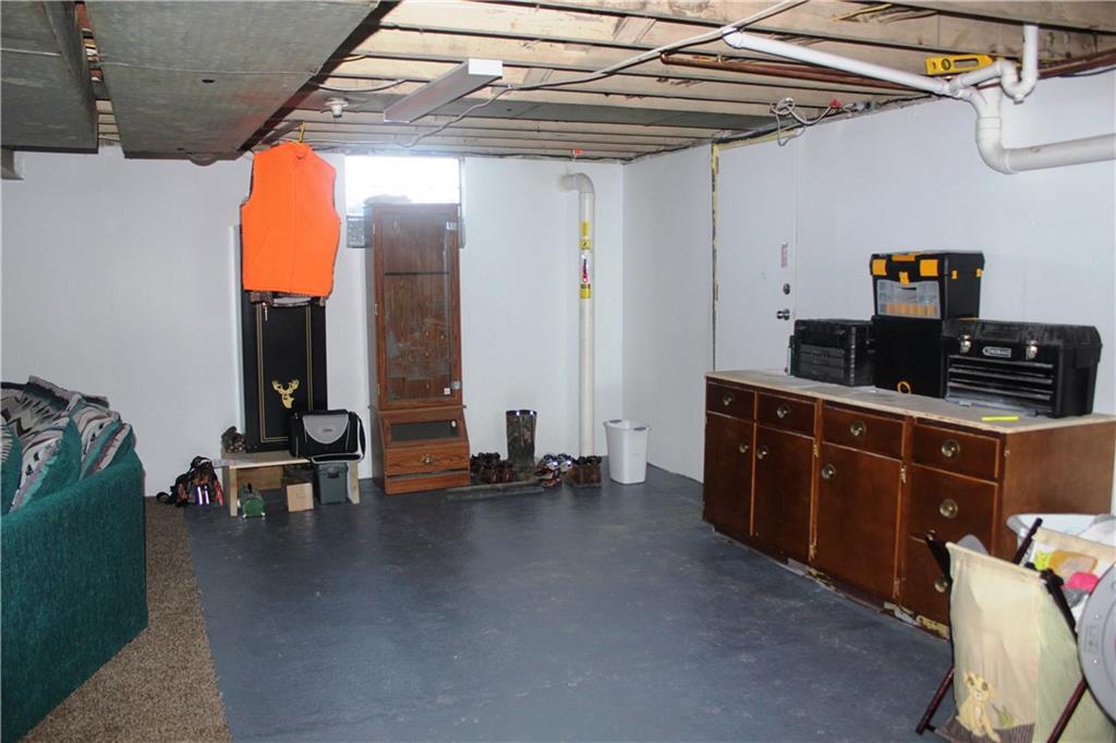 202 Highfield Road Butler, PA 16001 - Photo 18 of 23 Full basement