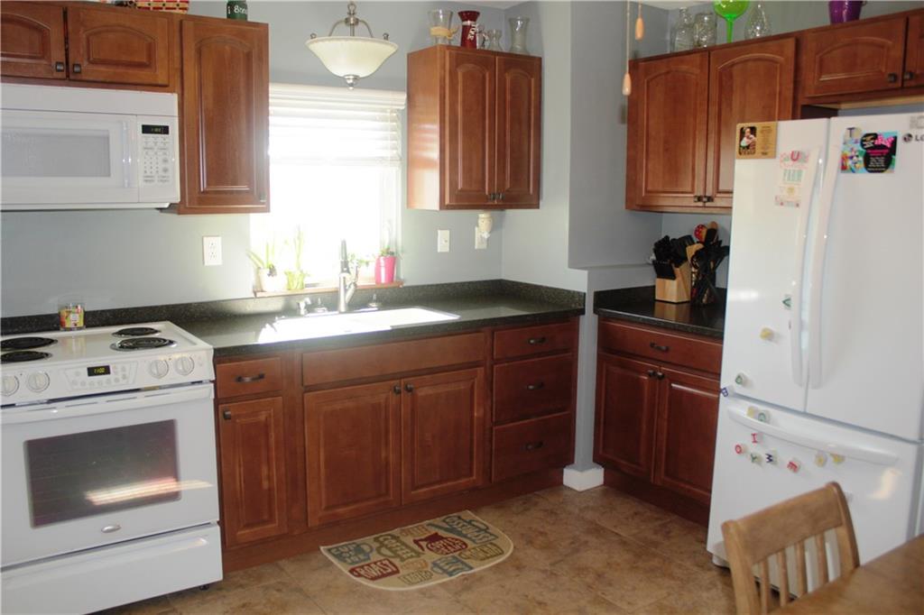 202 Highfield Road Butler, PA 16001 - Photo 3 of 23 Kitchen