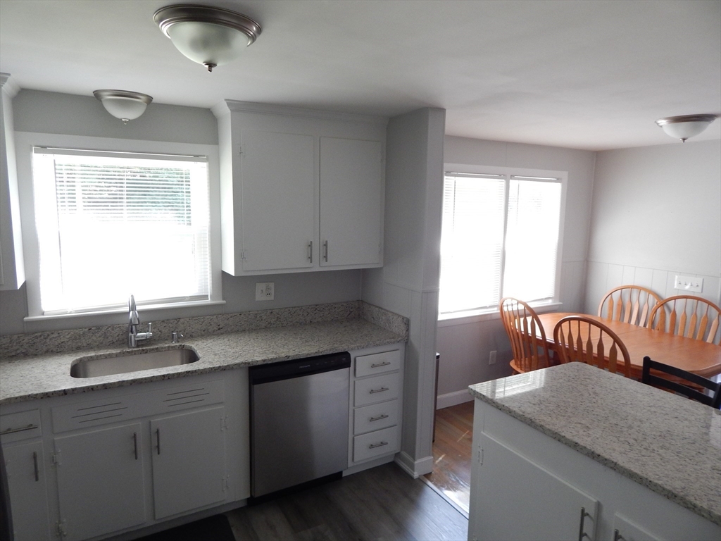 12 Marion Road Bellingham, MA 02019 - Photo 5 of 29 Gallery Image 5