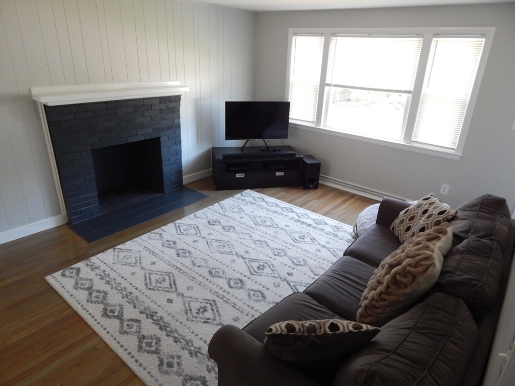 12 Marion Road Bellingham, MA 02019 - Photo 8 of 29 Gallery Image 8