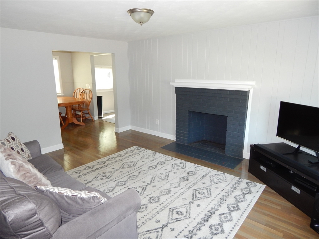12 Marion Road Bellingham, MA 02019 - Photo 9 of 29 Gallery Image 9