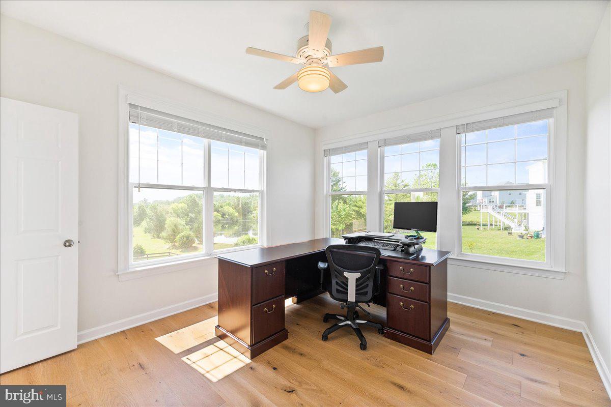 26844 Cobalt Lane Chantilly, VA 20152 - Photo 20 of 43