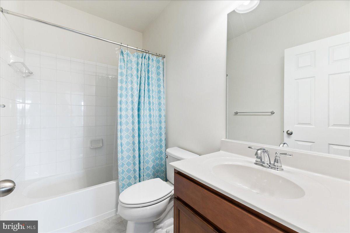 26844 Cobalt Lane Chantilly, VA 20152 - Photo 39 of 43