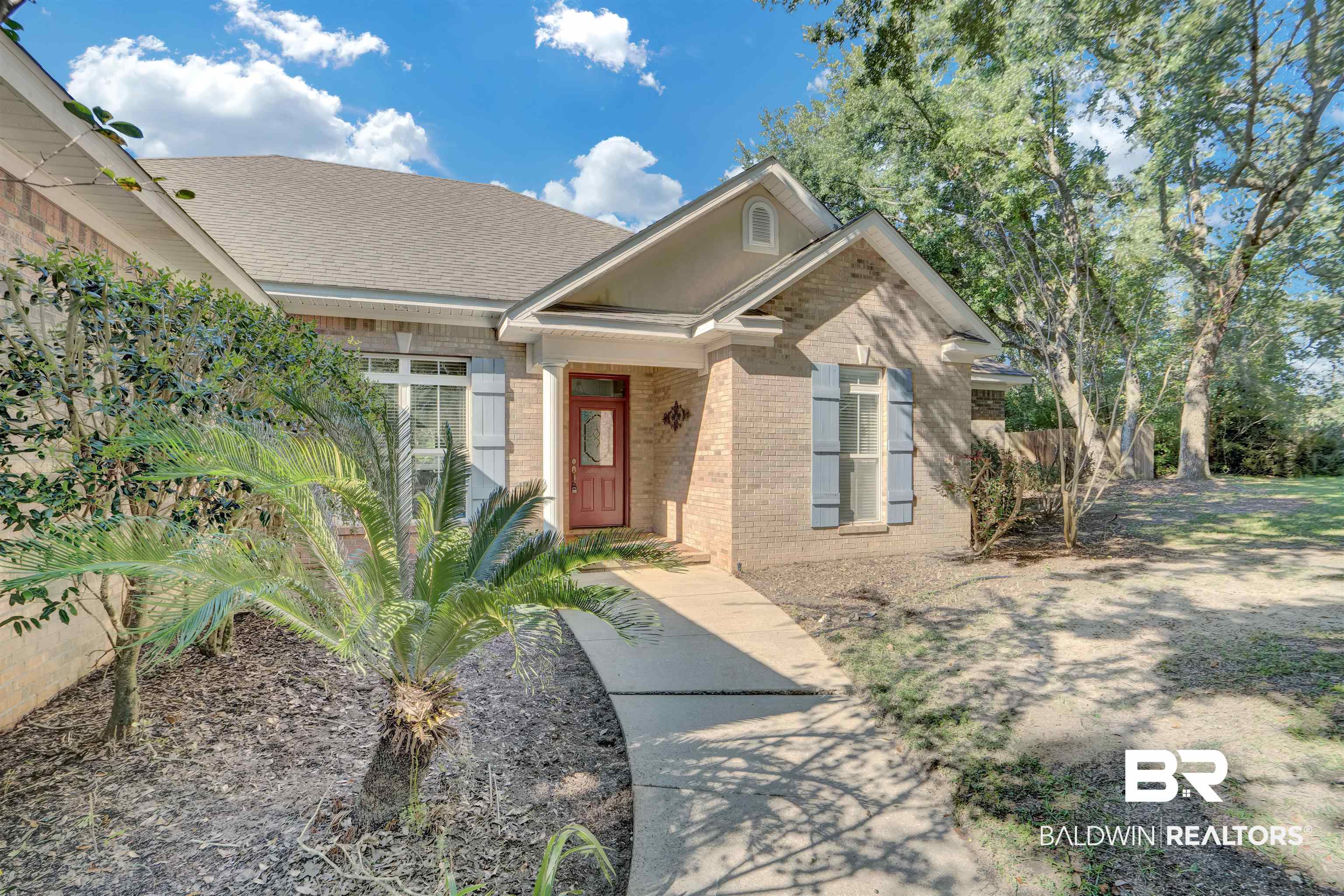 10951 Driver Court Fairhope, AL 36532 - Photo 3 of 46 View of front of property