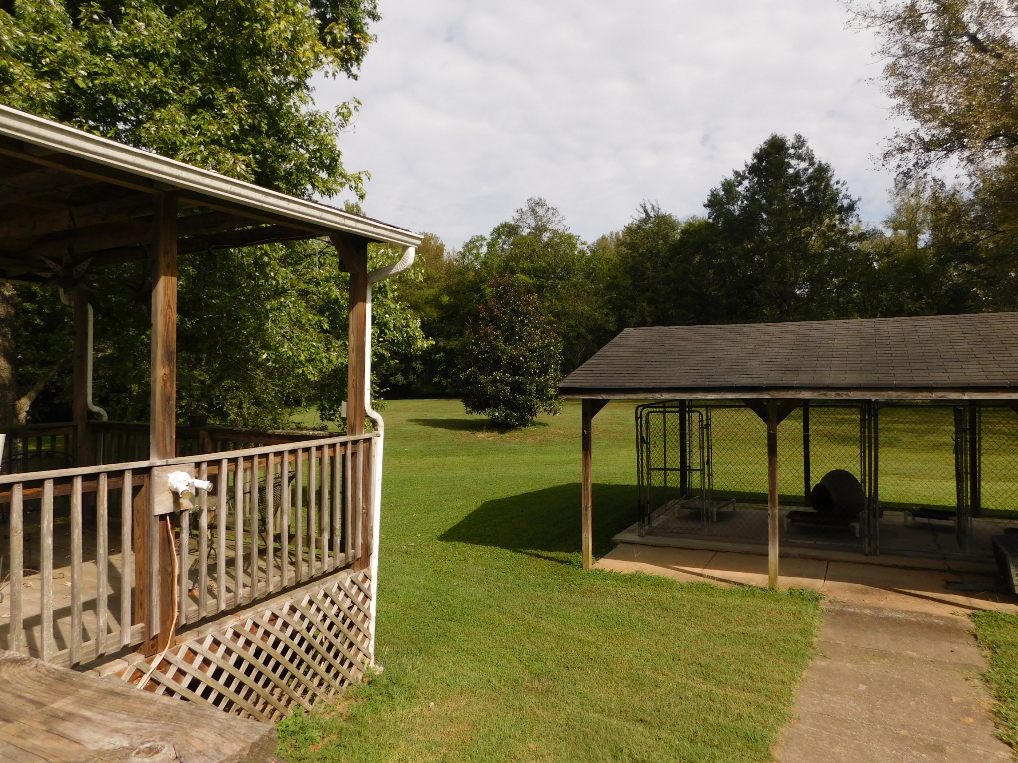 696 Baker Road Columbia, TN 38401 - Photo 16 of 19 a view of a roof deck