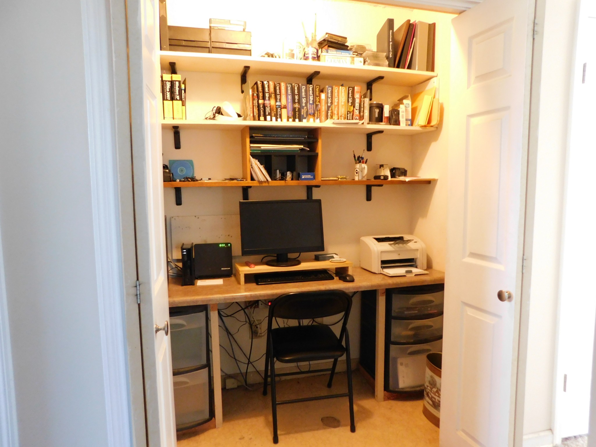 696 Baker Road Columbia, TN 38401 - Photo 8 of 19 a view of a workspace with furniture