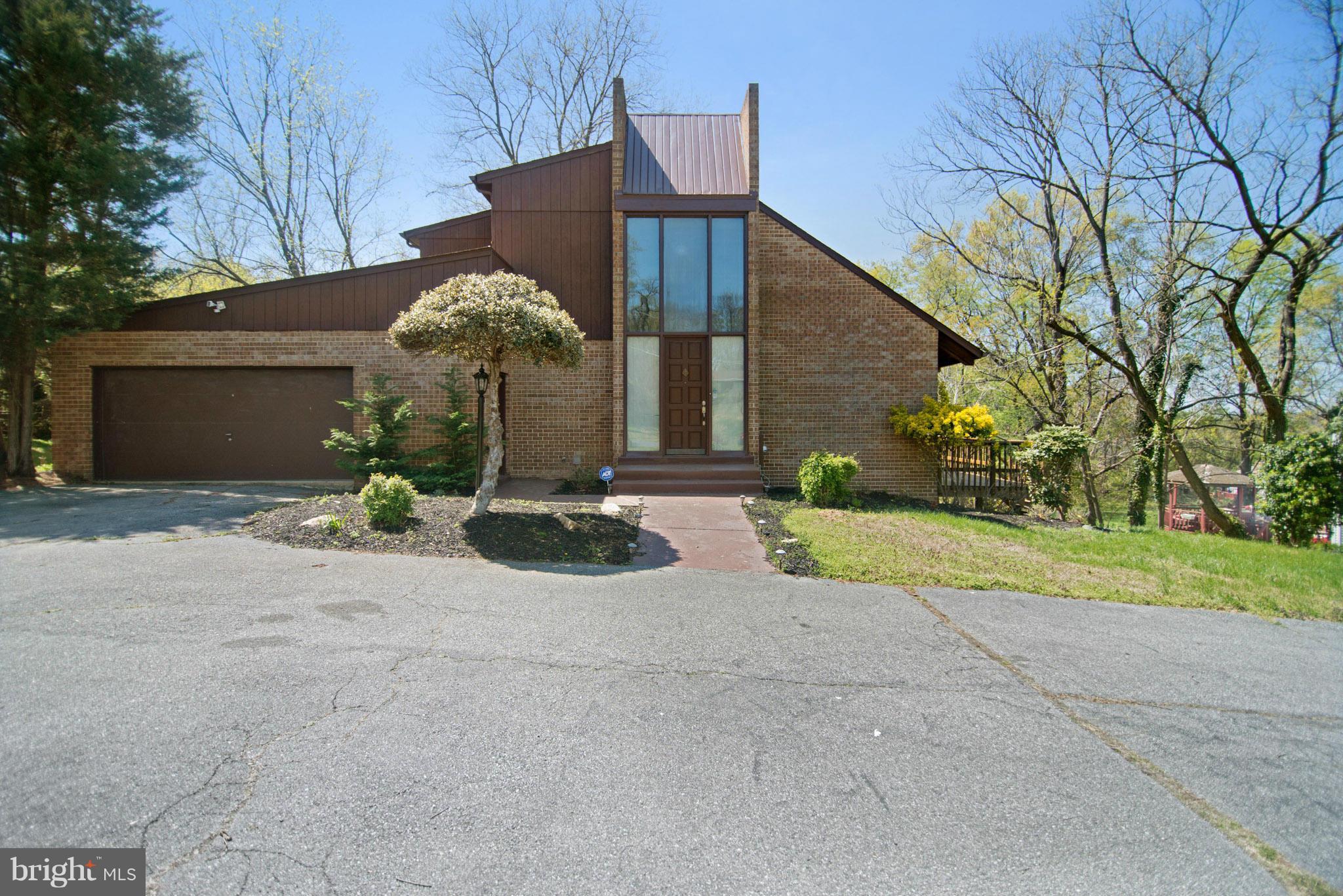 500 Rosier Road Fort Washington, MD 20744 - Photo 1 of 30 Exterior (Front)