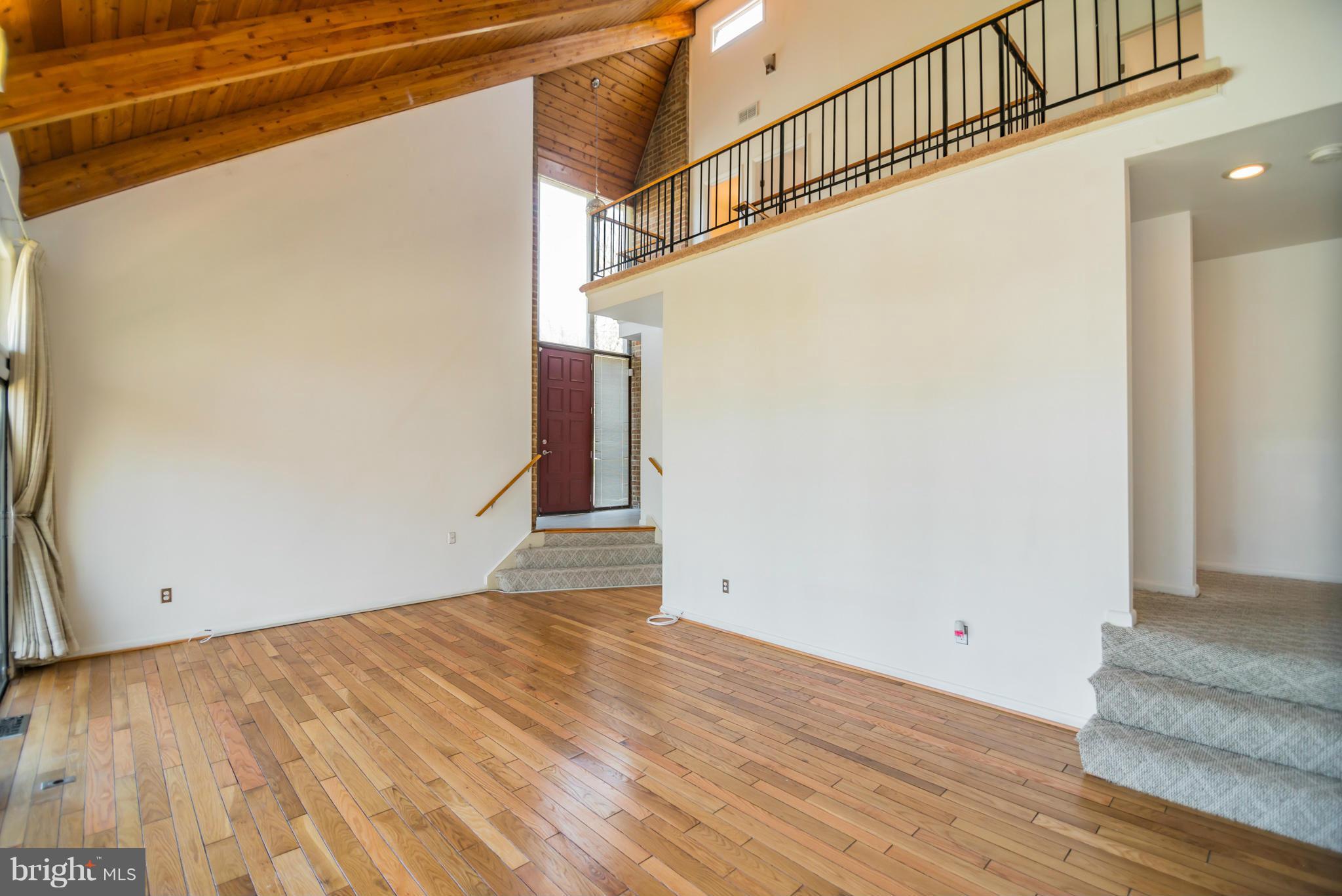 500 Rosier Road Fort Washington, MD 20744 - Photo 11 of 30 Living Room