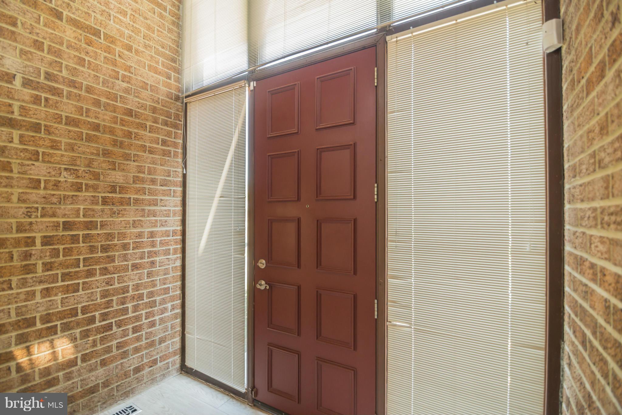 500 Rosier Road Fort Washington, MD 20744 - Photo 4 of 30 Interior (General)