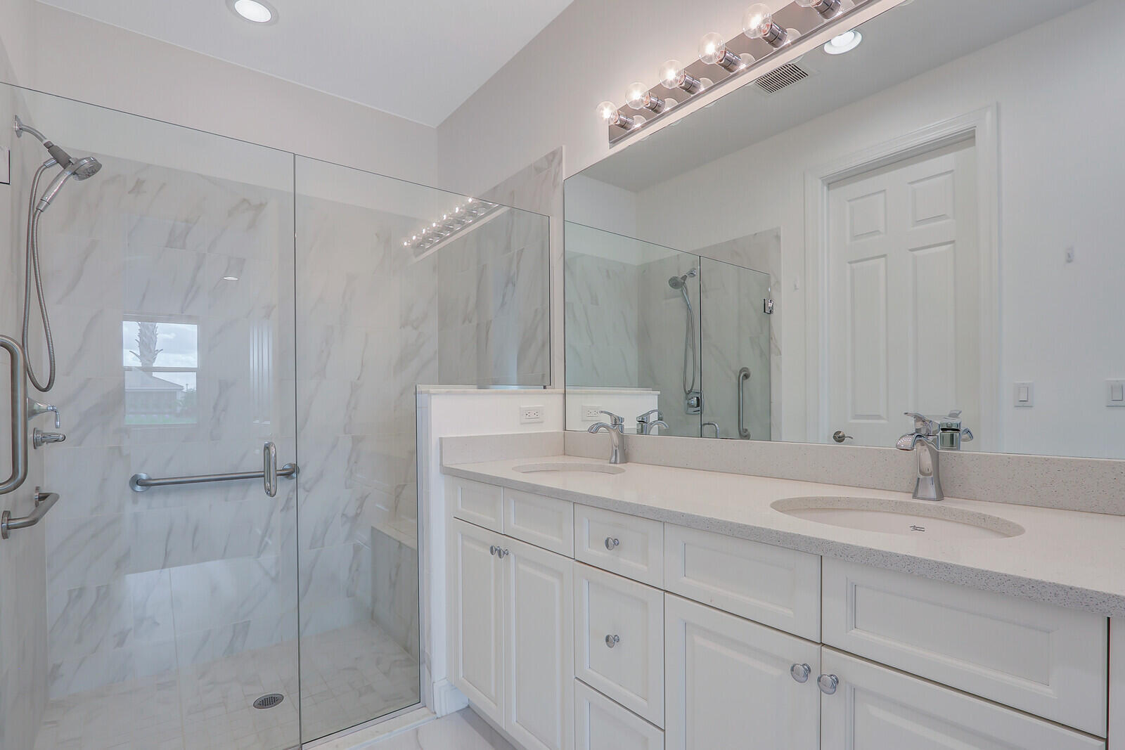 21026 Southwest Modena Way Port St. Lucie, FL 34986 - Photo 22 of 57 23_image_23_mls