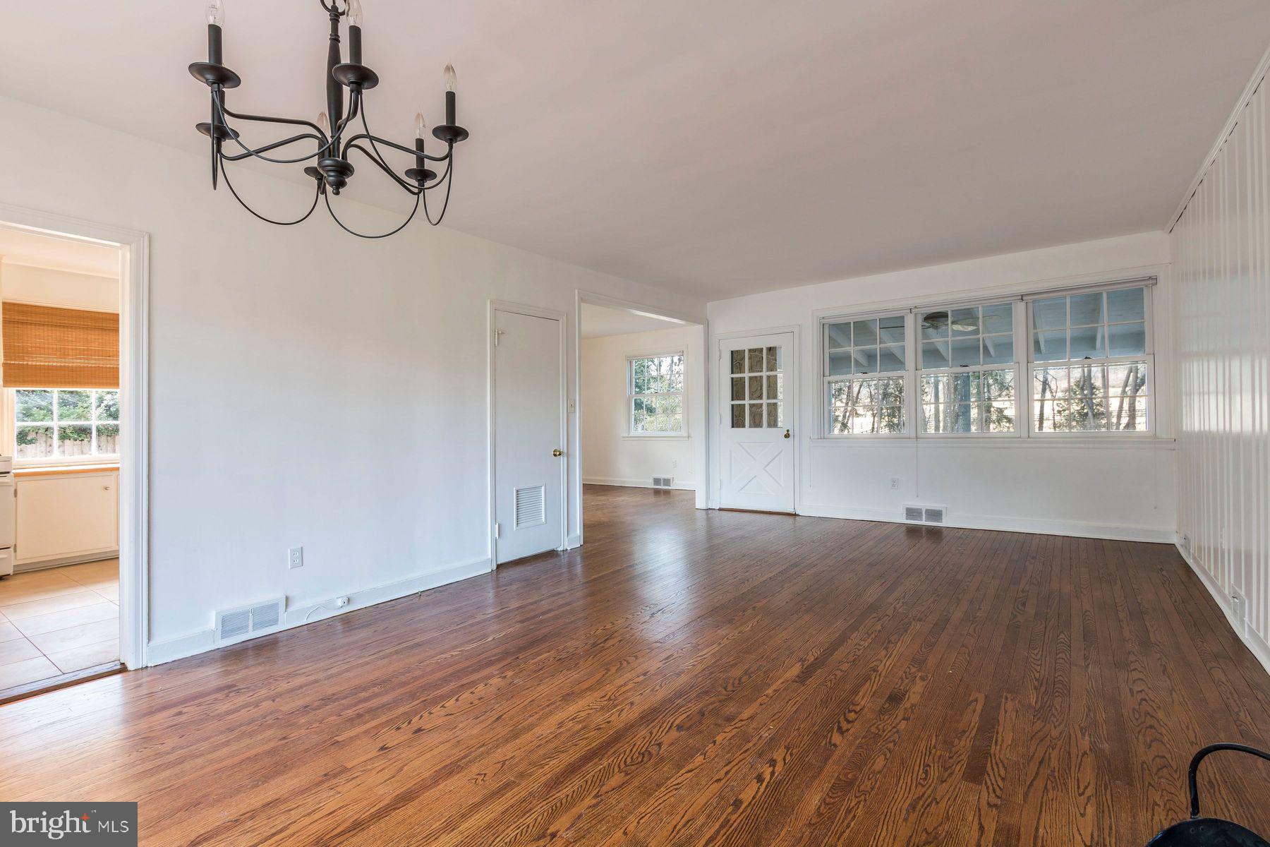 6702 Upper York Road New Hope, PA 18938 - Photo 8 of 26