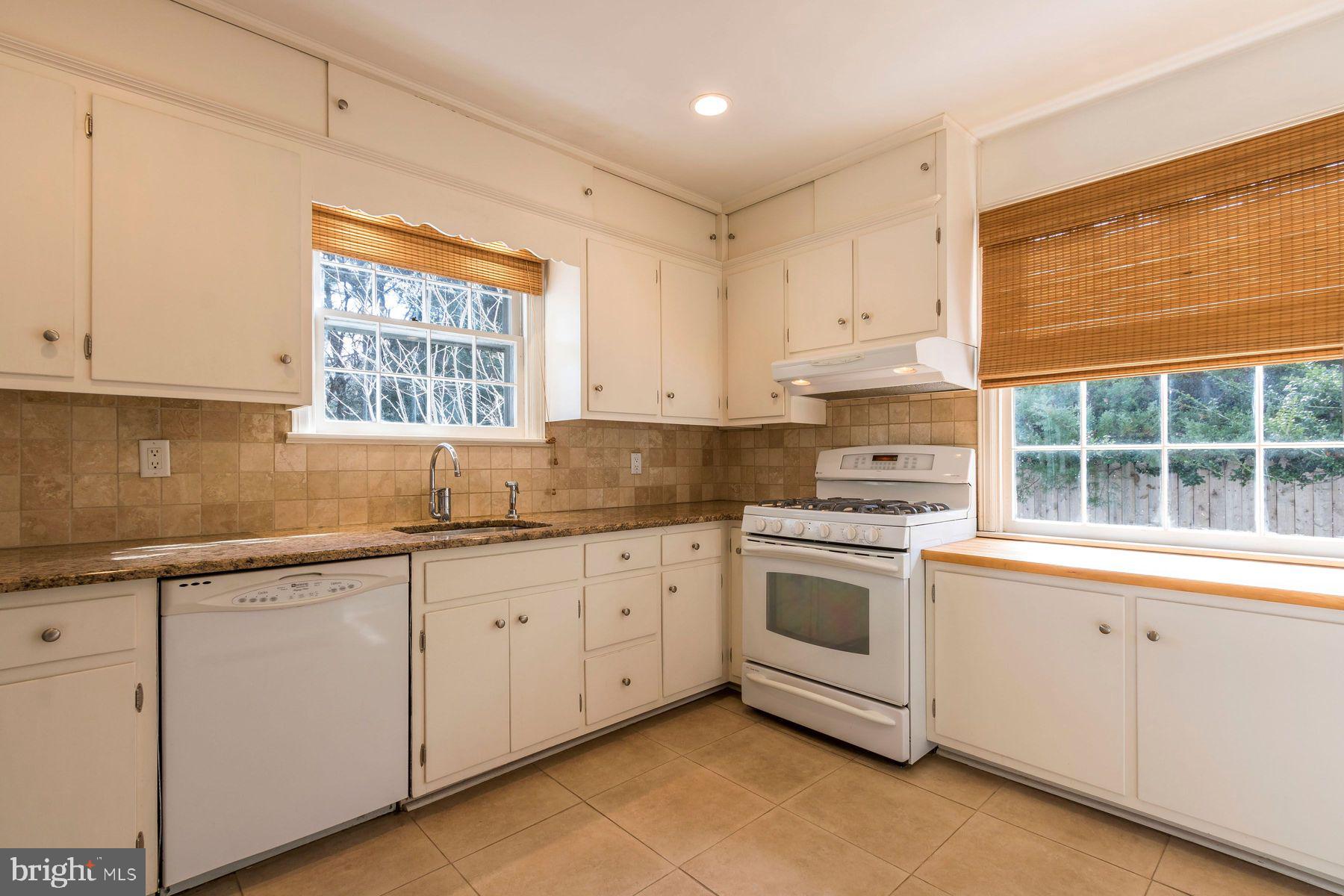 6702 Upper York Road New Hope, PA 18938 - Photo 10 of 26