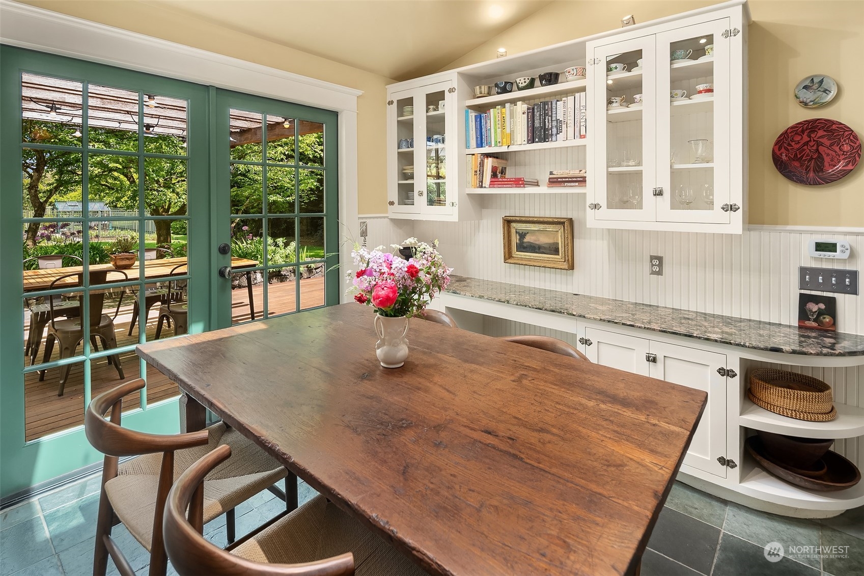 10810 Southwest Bank Road Vashon, WA 98070 - Photo 6 of 34