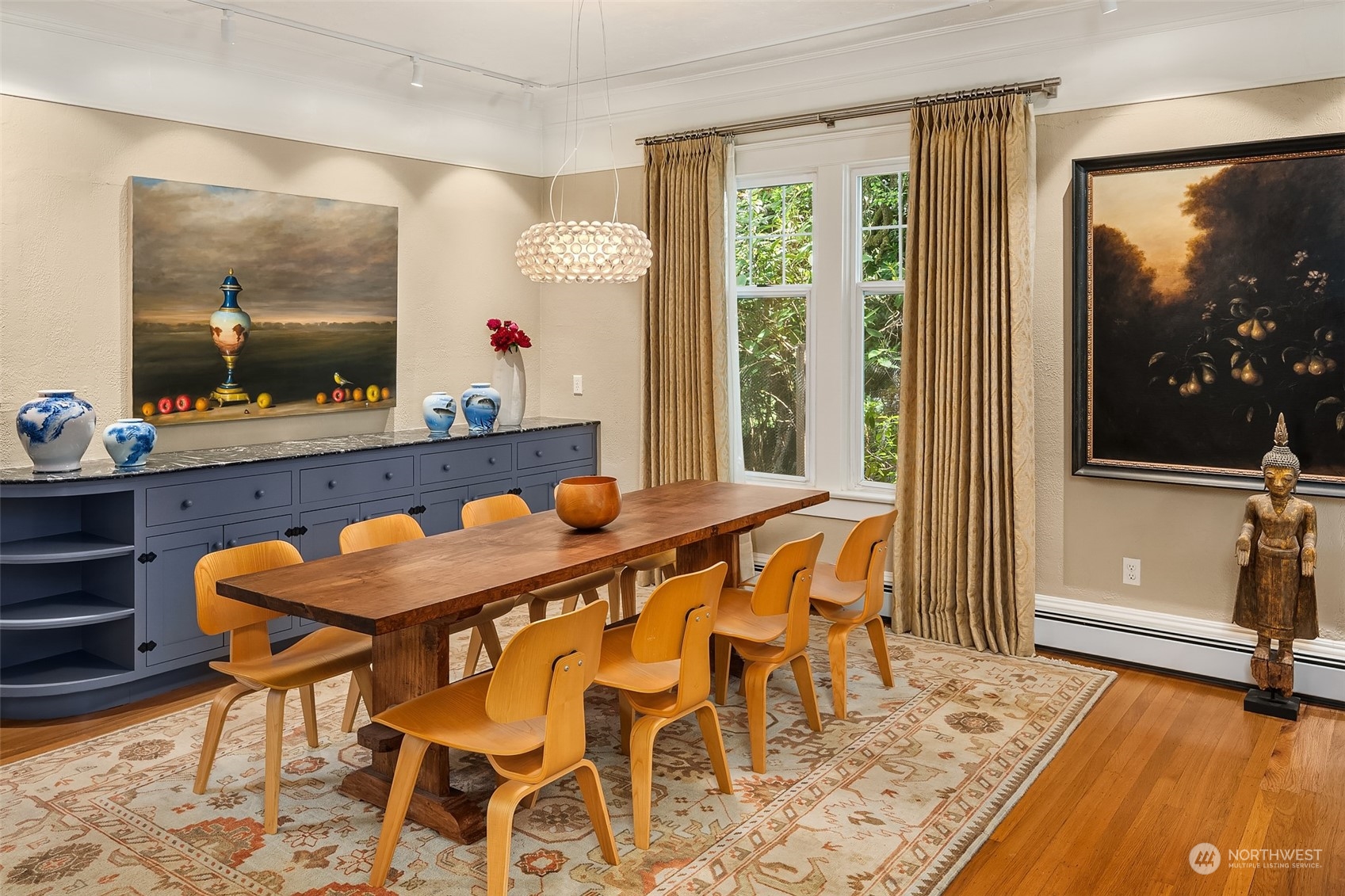 10810 Southwest Bank Road Vashon, WA 98070 - Photo 9 of 34 a dining room with furniture and window