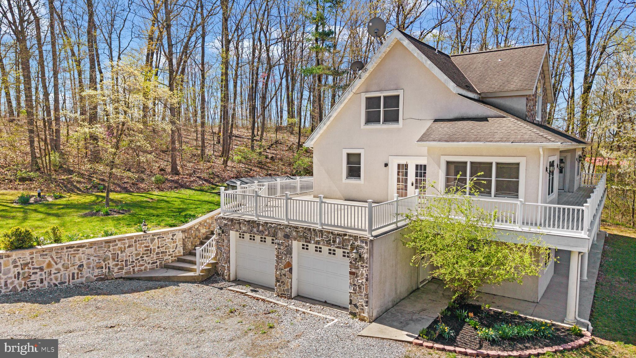 265 Pine Woods Road Wellsville, PA 17365 - Photo 6 of 62