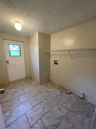 $1,850 | 8638 Gibson Oaks Drive, Lakeland, FL 33809