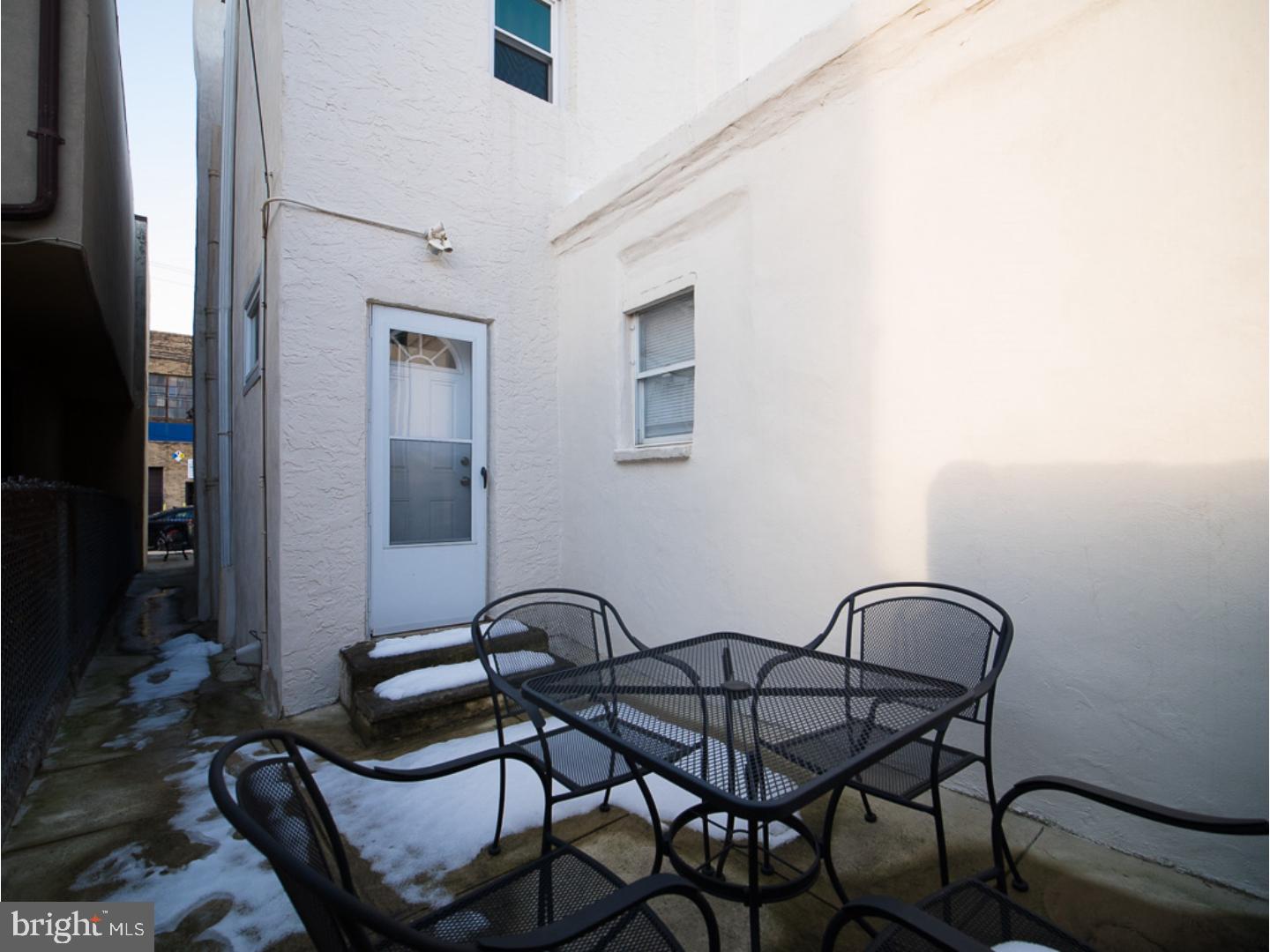 917 Tasker Street Philadelphia, PA 19148 - Photo 14 of 25 Back Yard