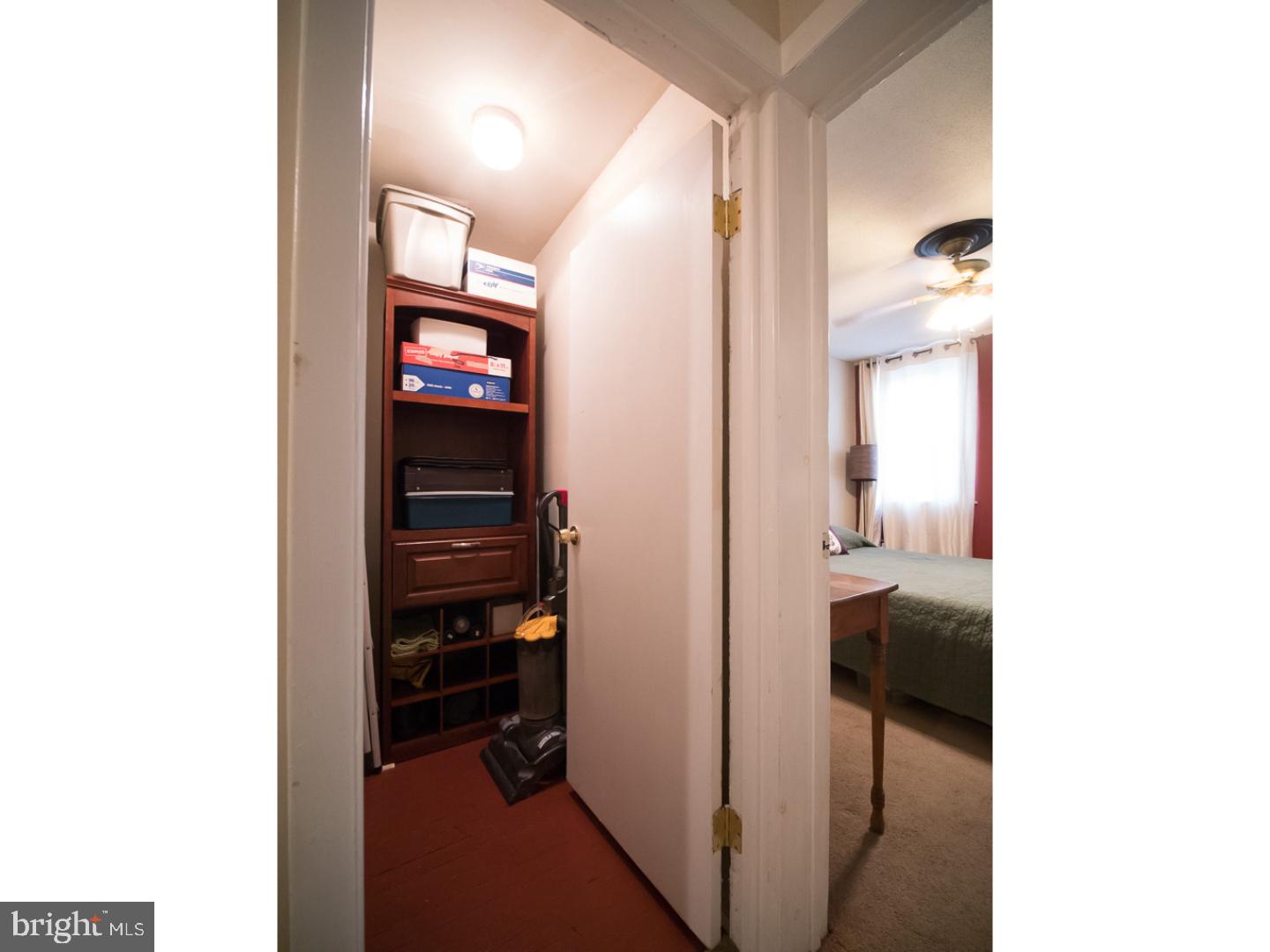 917 Tasker Street Philadelphia, PA 19148 - Photo 21 of 25 Closet