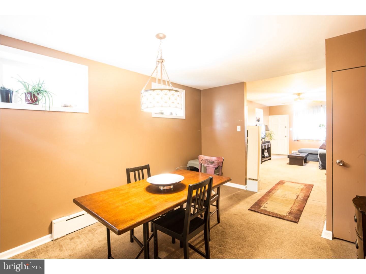 917 Tasker Street Philadelphia, PA 19148 - Photo 9 of 25 Dining Room