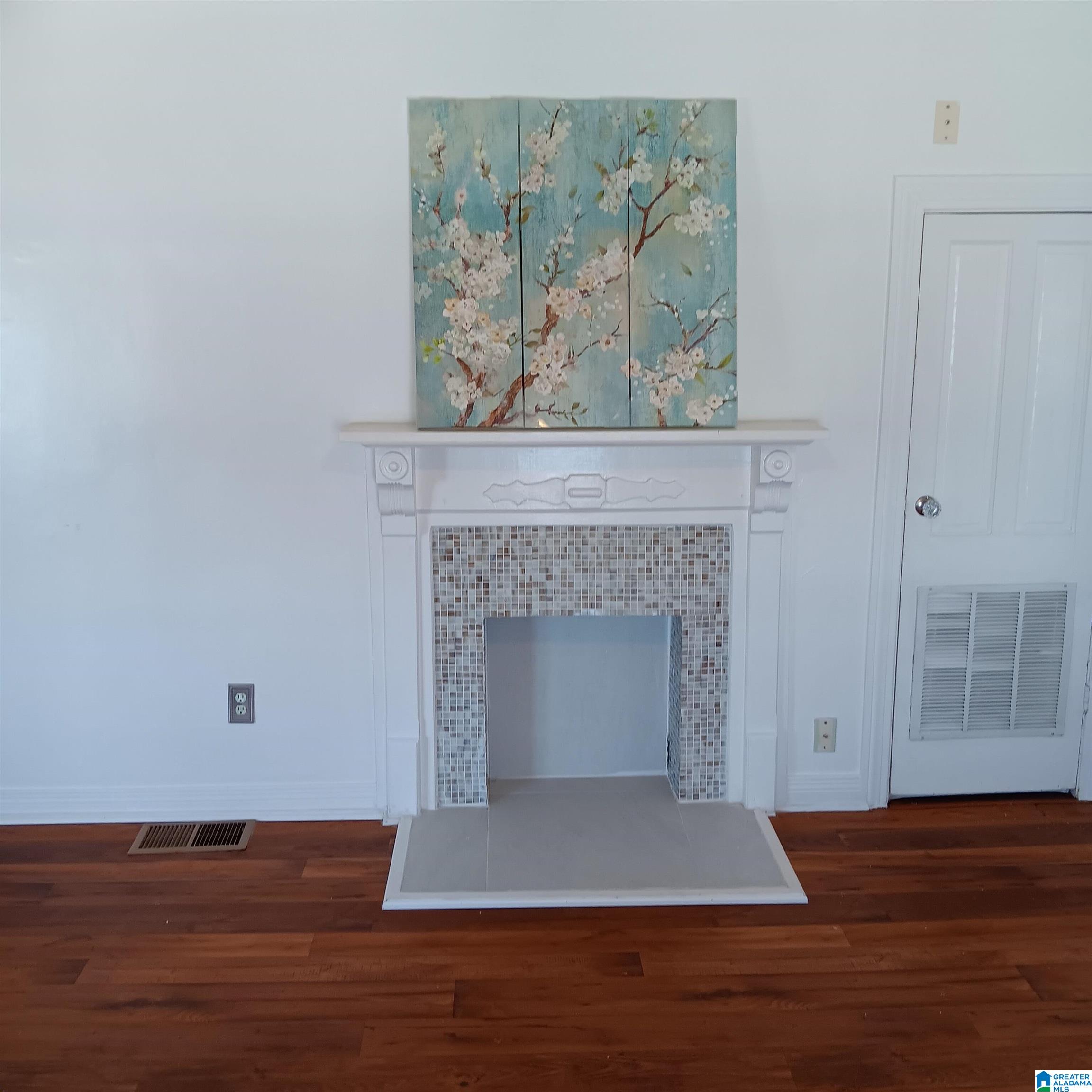 1245 Waverly Street Tarrant, AL 35217 - Photo 5 of 54