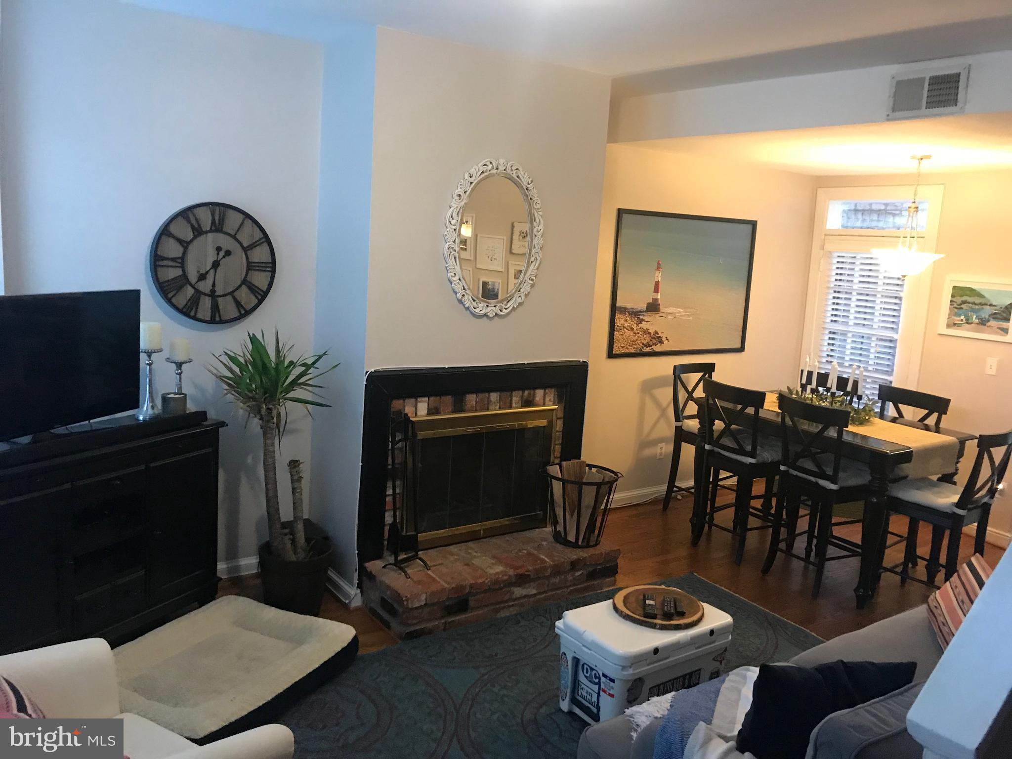 1702 A Street Southeast Washington, DC 20003 - Photo 12 of 16 Living Room