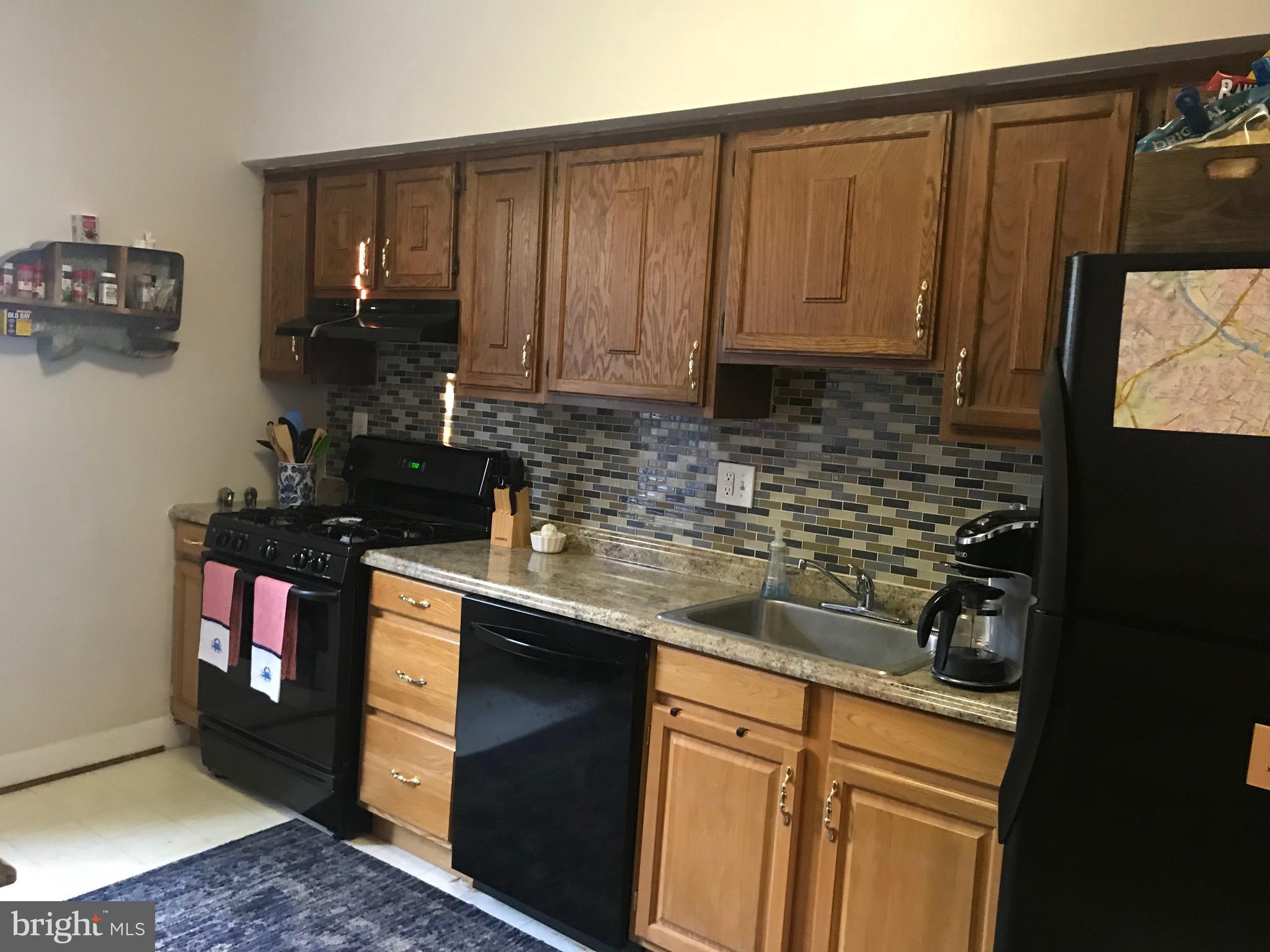 1702 A Street Southeast Washington, DC 20003 - Photo 4 of 16 Kitchen