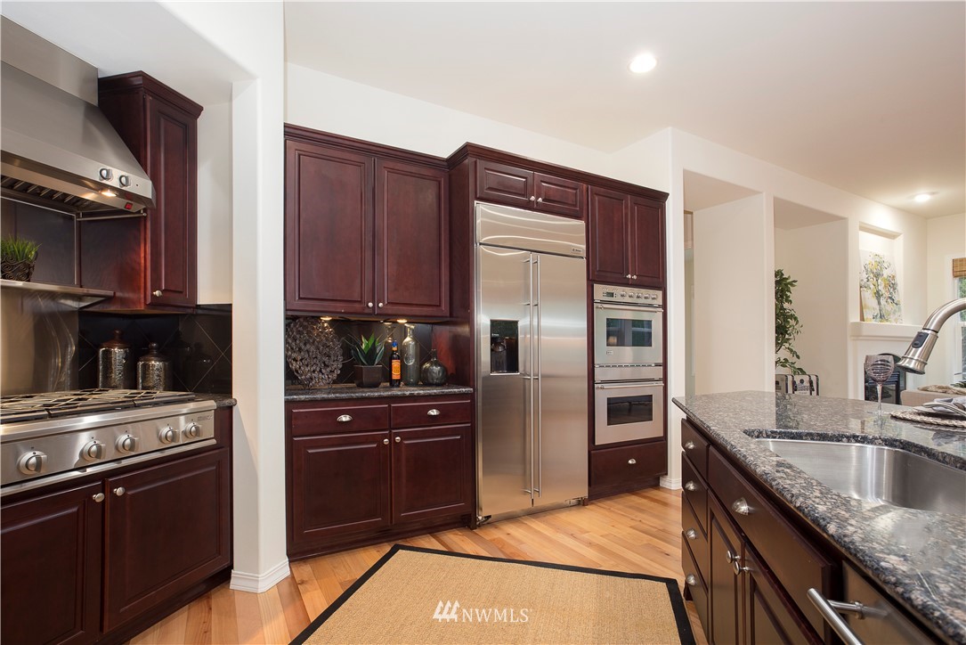 23821 Northeast Adair Road Redmond, WA 98053 - Photo 11 of 25 Gallery Image 11