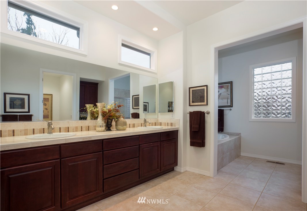 23821 Northeast Adair Road Redmond, WA 98053 - Photo 18 of 25 Gallery Image 18