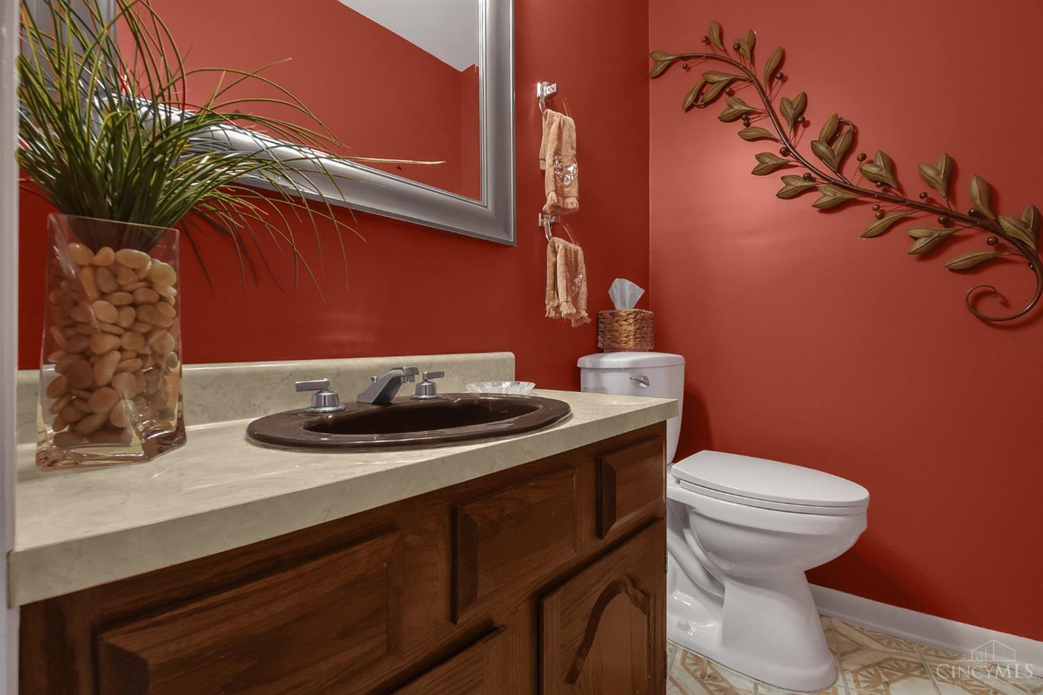 9405 Brehm Road Cincinnati, OH 45252 - Photo 18 of 36 Gallery Image 18