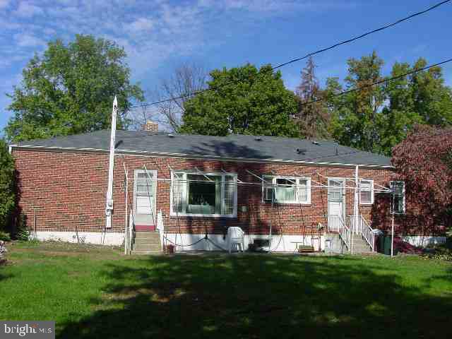 3505 Cloverfield Road Harrisburg, PA 17109 - Photo 7 of 8 Gallery Image 7