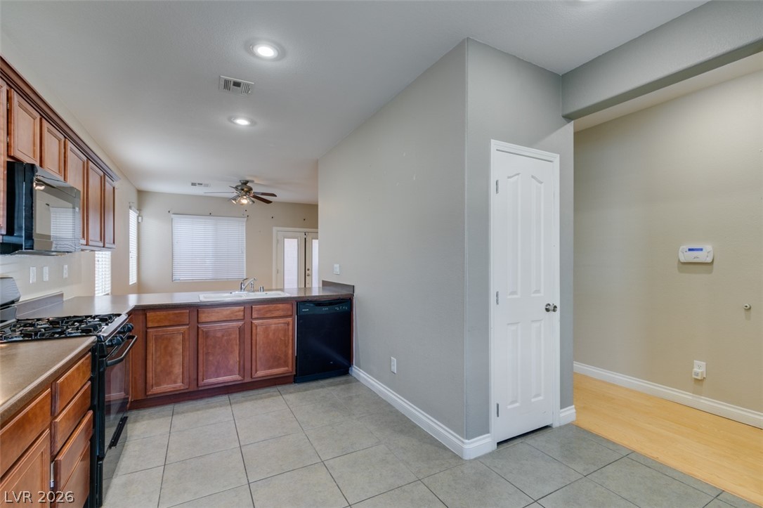 169 Almond Ridge Place Henderson, NV 89015 - Photo 19 of 32 Gallery Image 19