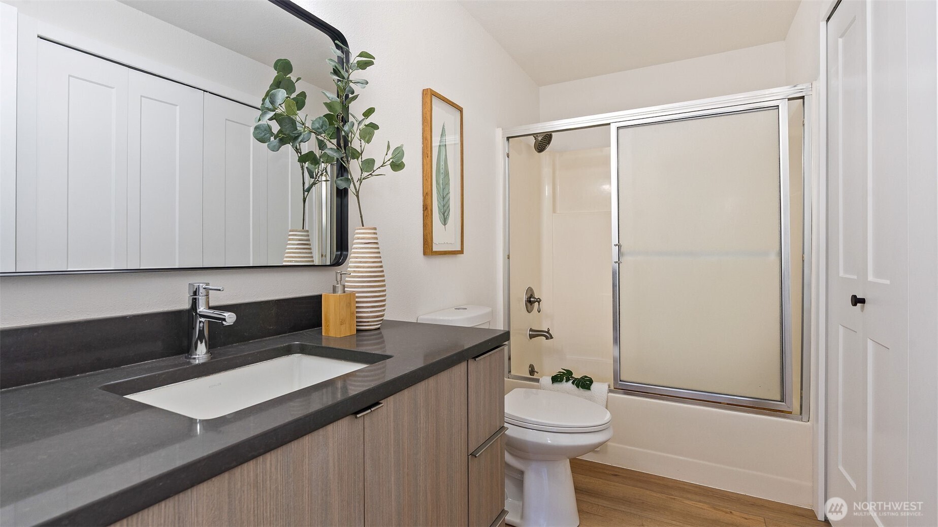 2520 Chestnut Street Everett, WA 98201 - Photo 19 of 29 a bathroom with a sink a toilet and shower