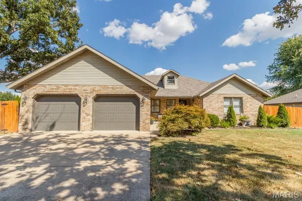 $314,900 | 1830 Cypress Drive, Lebanon, MO 65536