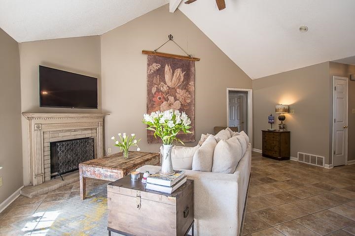 369 Wolf Run Road Collierville, TN 38017 - Photo 5 of 23 Gallery Image 5