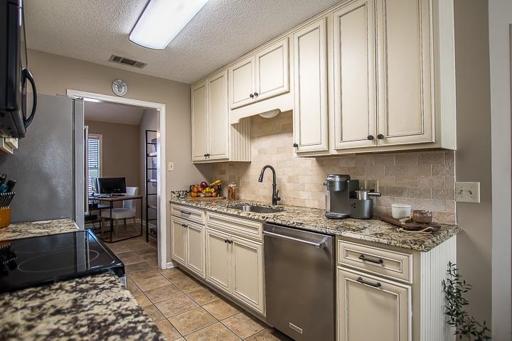 369 Wolf Run Road Collierville, TN 38017 - Photo 9 of 23 Gallery Image 9