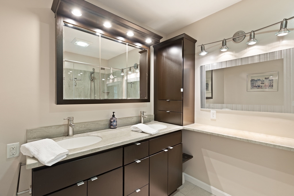 33 Alger Way Stoughton, MA 02072 - Photo 22 of 38
