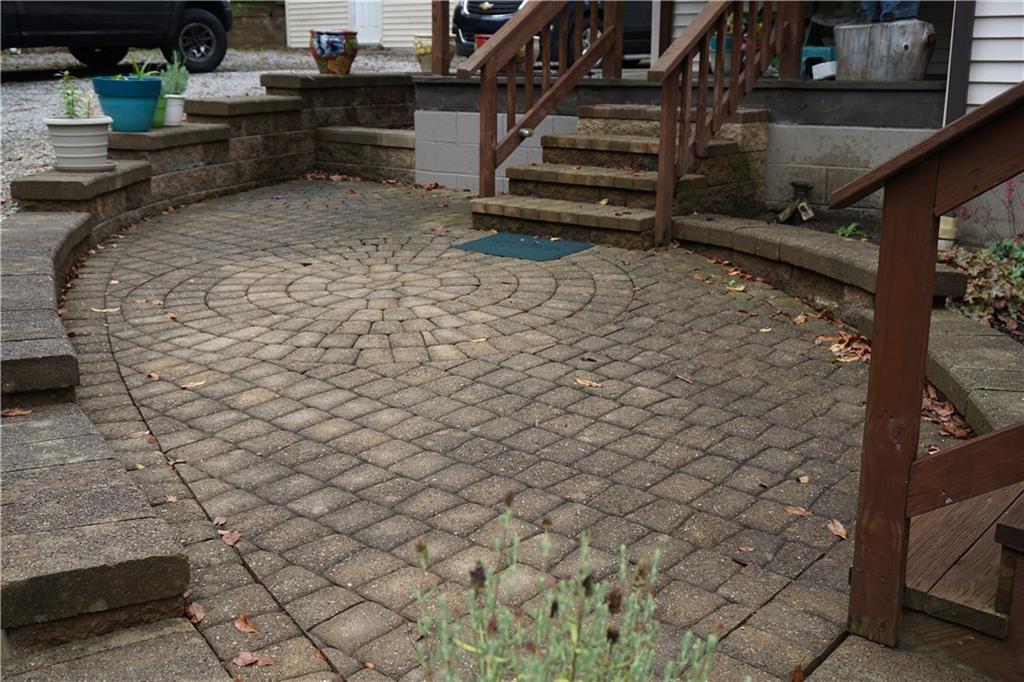 1689 Days Run Road Tarentum, PA 15084 - Photo 15 of 16